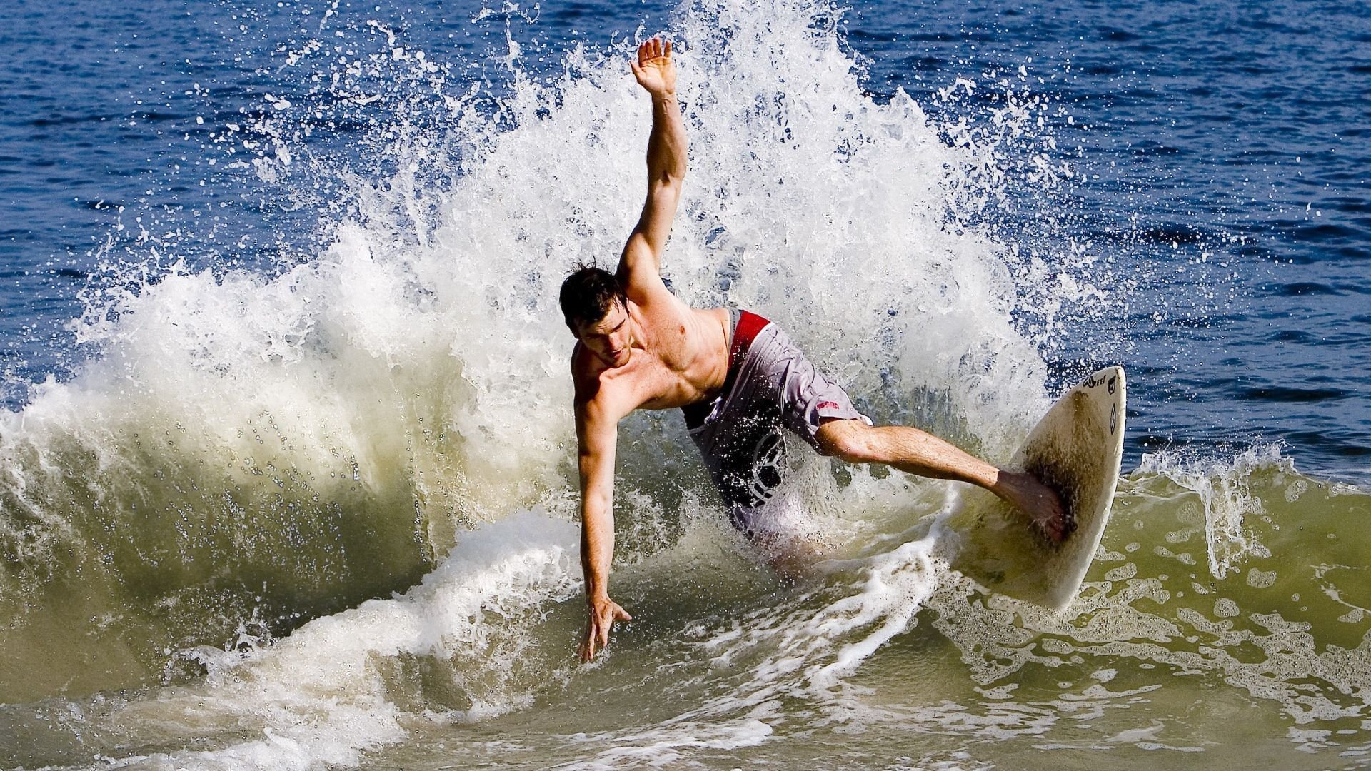 F1车队赛事品牌建设与传播策略实践